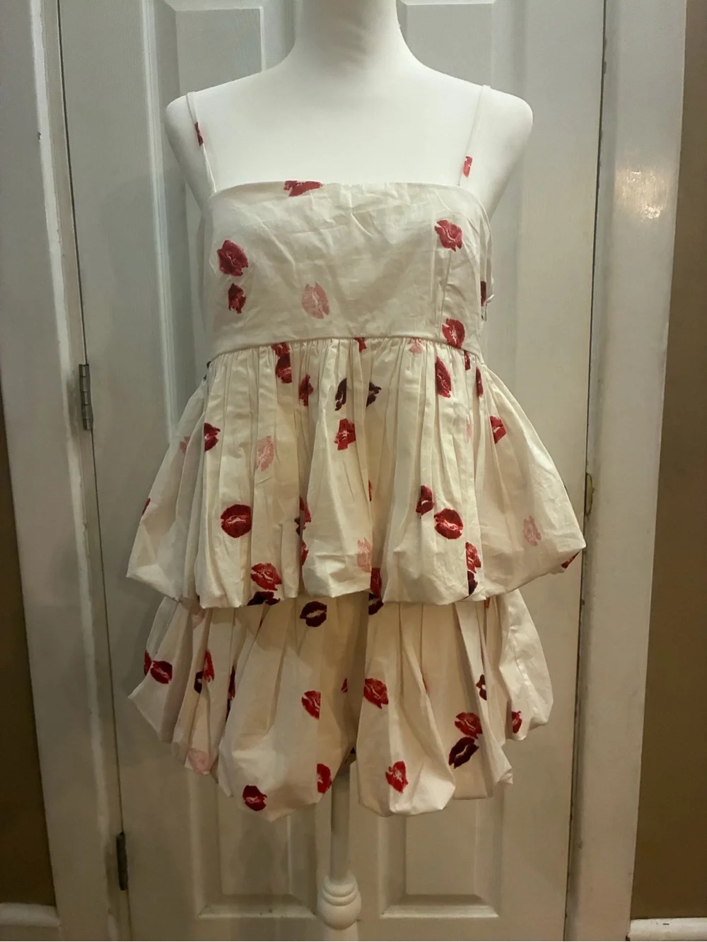 NWT Anthropologie Maeve Lip Kisses Bubble Matching Set Top M Shorts S